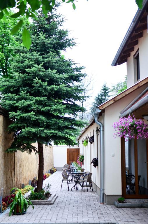 Pava Apartmanhaz Mako Bagian luar foto